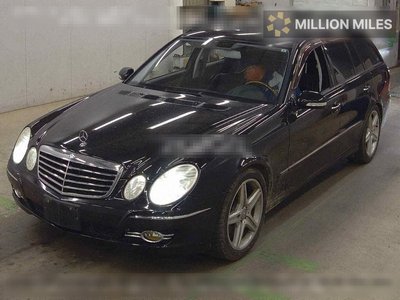 MERCEDES-BENZ E-CLASS - 4