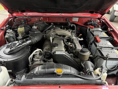 1999 Toyota LAND CRUISER 70 — миниатюра 18