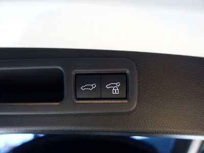 2023 Lexus RX thumbnail 37
