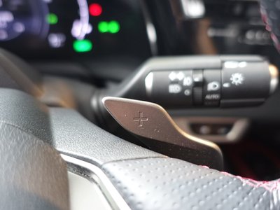 2023 Lexus RX thumbnail 40