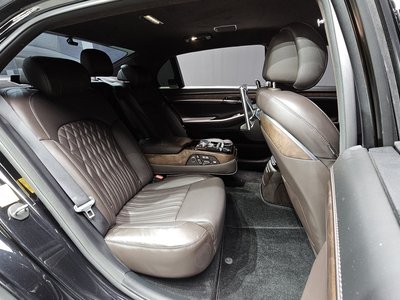 صورة مصغرة 18 لـ 2021 Genesis G90