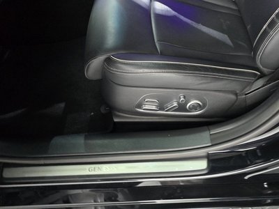 2023 Genesis G90 (RS4) thumbnail 31