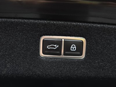 2023 Genesis G90 (RS4) thumbnail 23