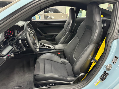 PORSCHE 911 - 8