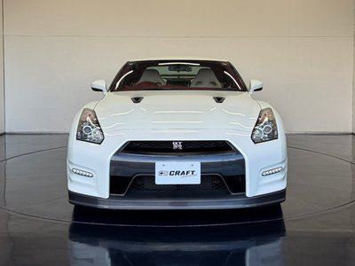 NISSAN GT-R - 3