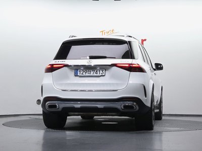 صورة 4 لـ 2023 Mercedes-BENZ GLE