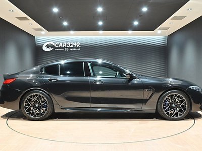 BMW M8 GRAN COUPE - 10