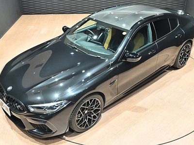 BMW M8 GRAN COUPE - 8