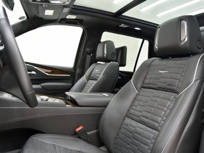 CADILLAC ESCALADE - 9