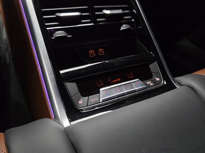 2022 BMW 8 SERIES thumbnail 26