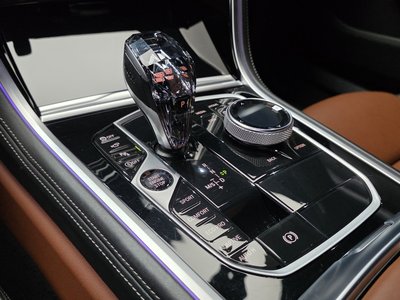 2022 BMW 8 SERIES thumbnail 12