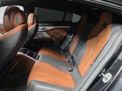 2022 BMW 8 SERIES thumbnail 18