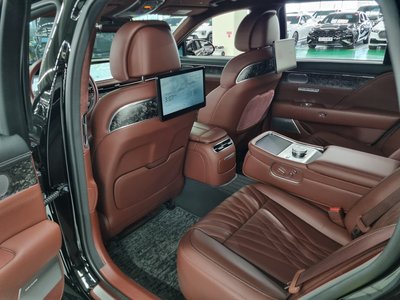 2022 Genesis G90 (RS4) photo 10
