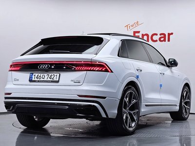 2023 AUDI Q8 照片 3