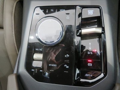 2025 BMW X3 — миниатюра 25