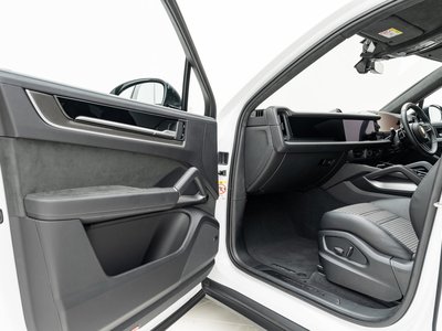 صورة مصغرة 30 لـ 2024 Porsche CAYENNE