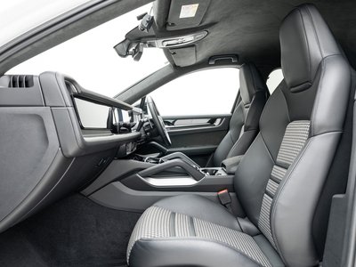 صورة مصغرة 31 لـ 2024 Porsche CAYENNE