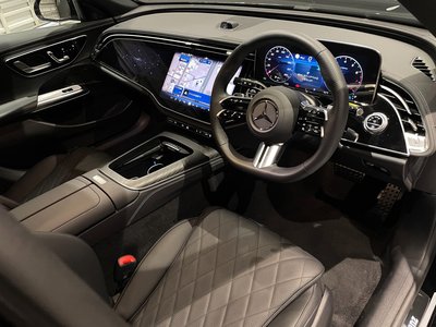 MERCEDES-BENZ E-CLASS - 2