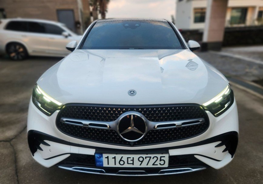 MERCEDES-BENZ GLC - View 1