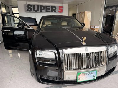 ROLLS-ROYCE GHOST - 1