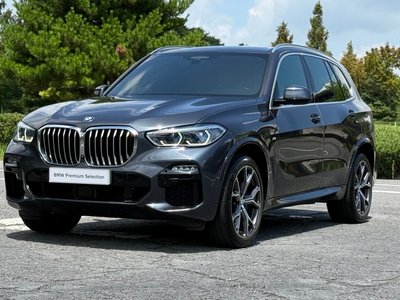 صورة 1 لـ 2021 BMW X5