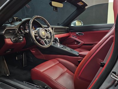 PORSCHE 911 - 9