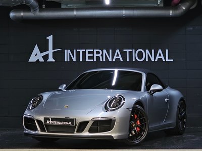 PORSCHE 911 - 1