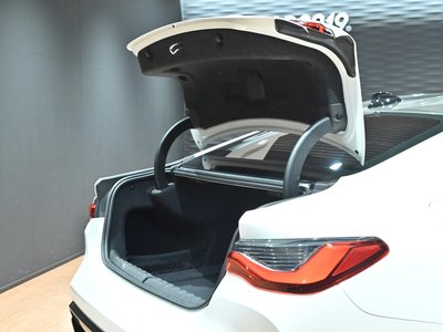 صورة مصغرة 36 لـ 2021 BMW M4 COUPE