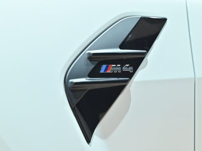 صورة مصغرة 31 لـ 2021 BMW M4 COUPE