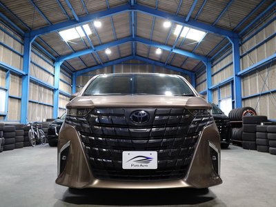 TOYOTA ALPHARD - 3