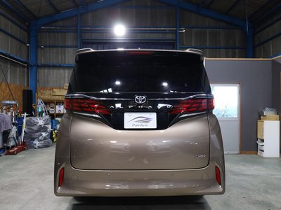 TOYOTA ALPHARD - 8
