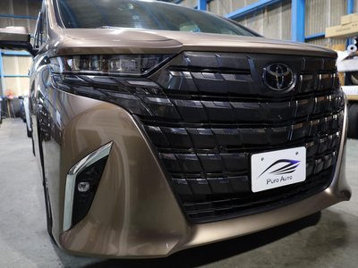 TOYOTA ALPHARD - 10