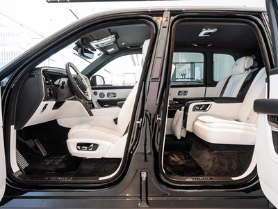 صورة مصغرة 24 لـ 2025 ROLLS-ROYCE CULLINAN