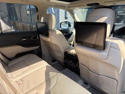 2023 Toyota LAND CRUISER 300 — миниатюра 13