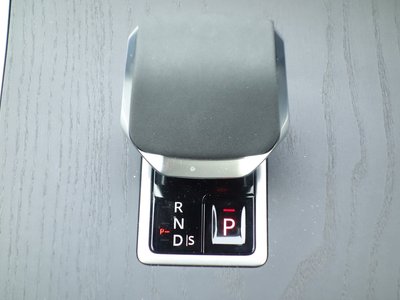 صورة مصغرة 181 لـ 2024 LAND Rover RANGE ROVER VELAR