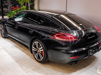 PORSCHE PANAMERA - 9