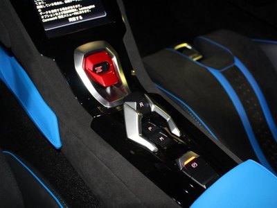 LAMBORGHINI HURACAN - 4