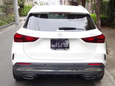 MERCEDES-BENZ GLA - 9