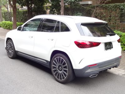 MERCEDES-BENZ GLA - 7