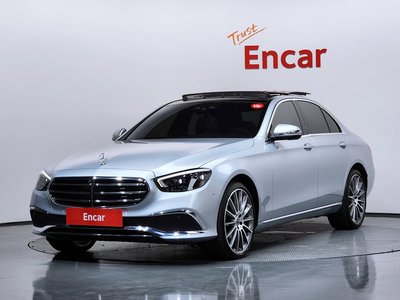 MERCEDES-BENZ E-CLASS - 1