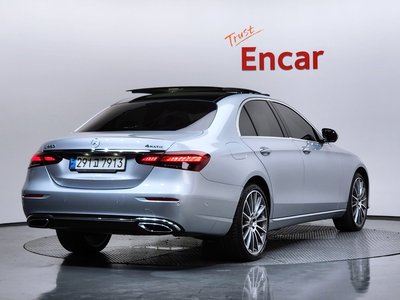 MERCEDES-BENZ E-CLASS - 5