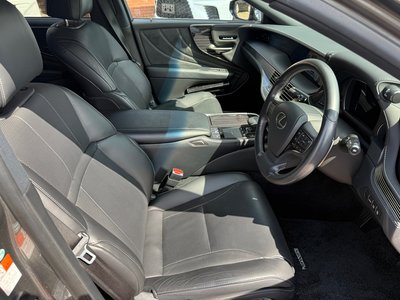 LEXUS LS - 3