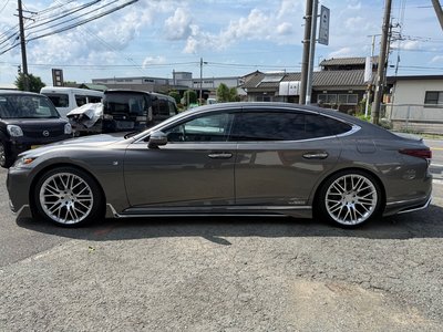 LEXUS LS - 7