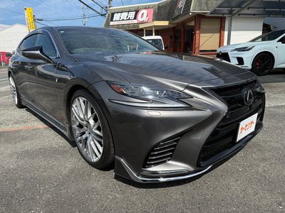 LEXUS LS - 9