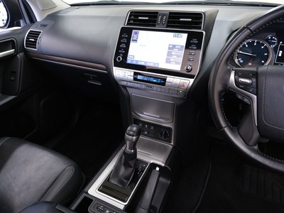 2022 Toyota LAND CRUISER PRADO — миниатюра 71