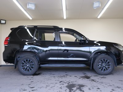 2022 Toyota LAND CRUISER PRADO — миниатюра 35