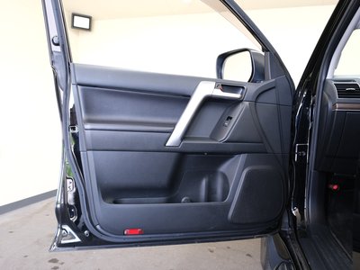 2022 Toyota LAND CRUISER PRADO — миниатюра 53