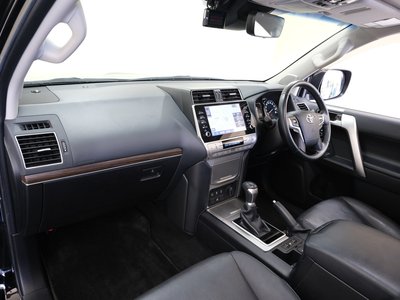 2022 Toyota LAND CRUISER PRADO — миниатюра 56