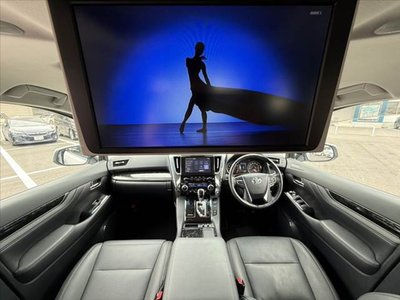 TOYOTA ALPHARD - 2