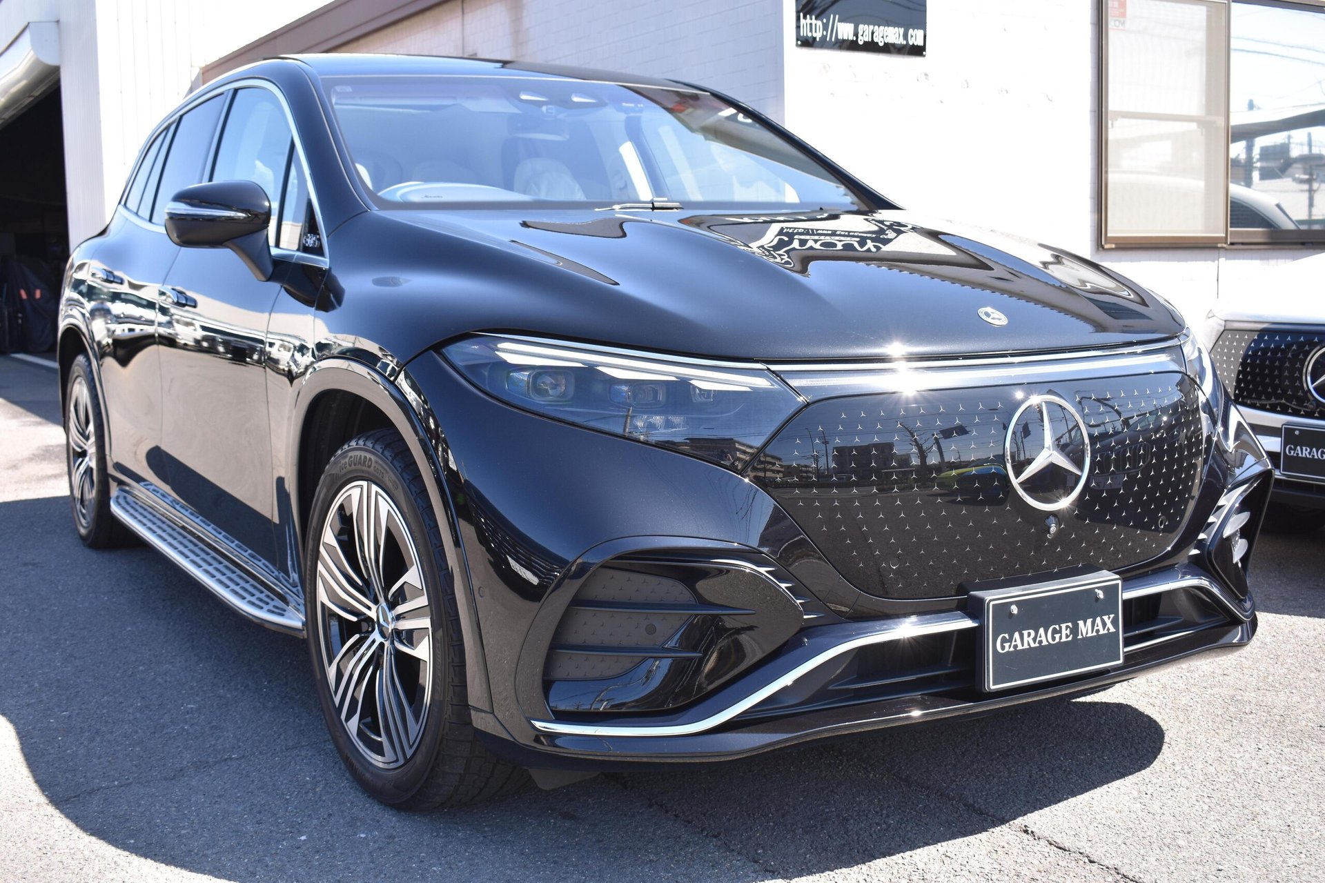 MERCEDES-BENZ EQS - View 1